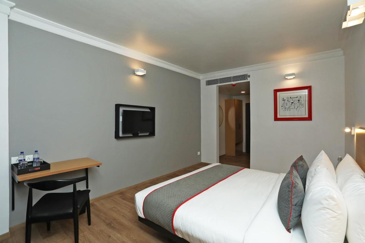 Golden Parkk Hotel Калькутта Экстерьер фото