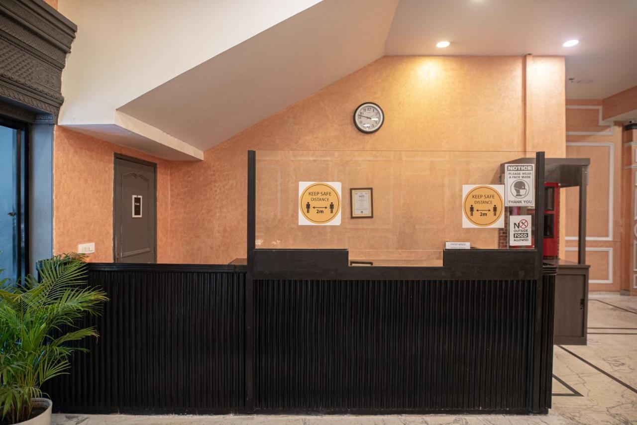 Golden Parkk Hotel Калькутта Экстерьер фото